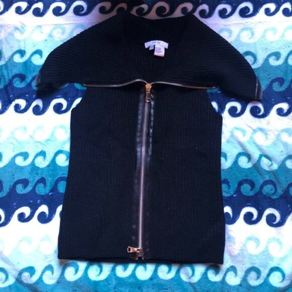 Per Se Solid Sleeveless Black Zip Up Sweater - Picture 3 of 7